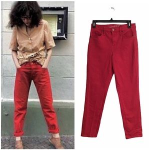 UNIVERSAL THREAD | RED RELAXED HIGH RISE STRAIGHT MOM JEAN